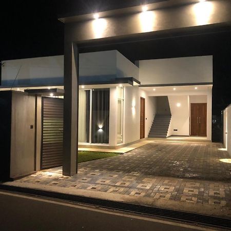Luvi'S Villa Galle Exteriör bild