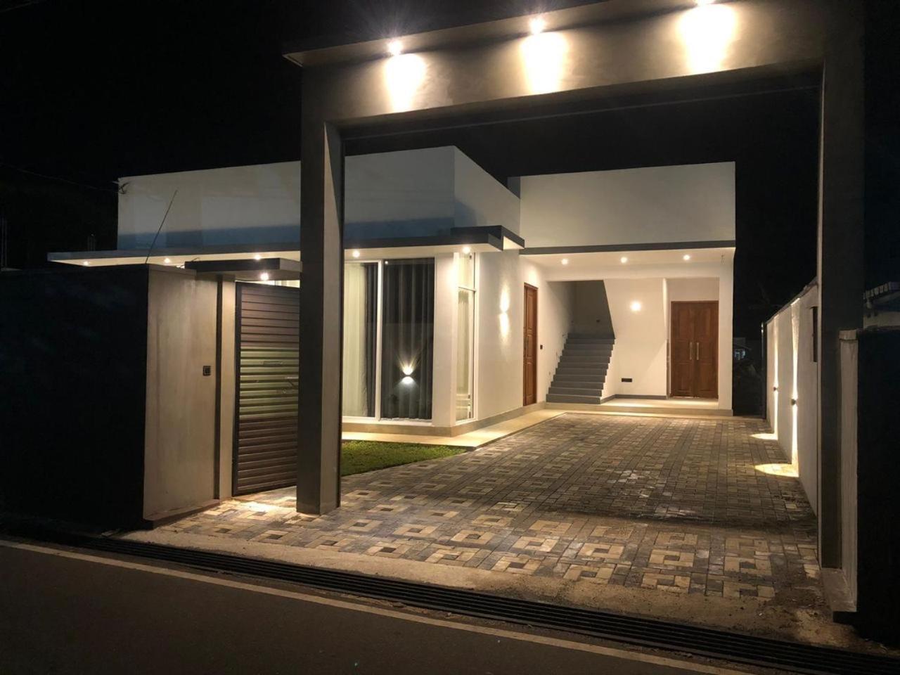 Luvi'S Villa Galle Exteriör bild
